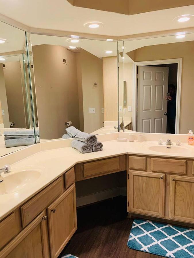 2 Bedroom Easy Access To Med Center, Nrg, Downtown Houston Zewnętrze zdjęcie